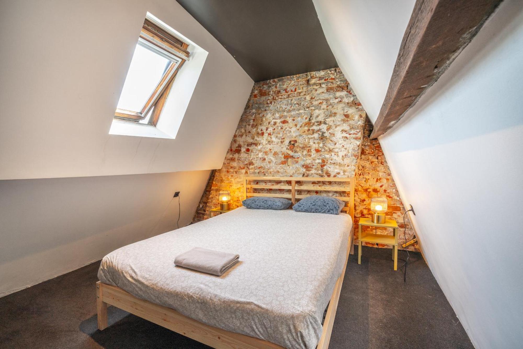 Charming Two-bedroom River Side Appartement Anvers