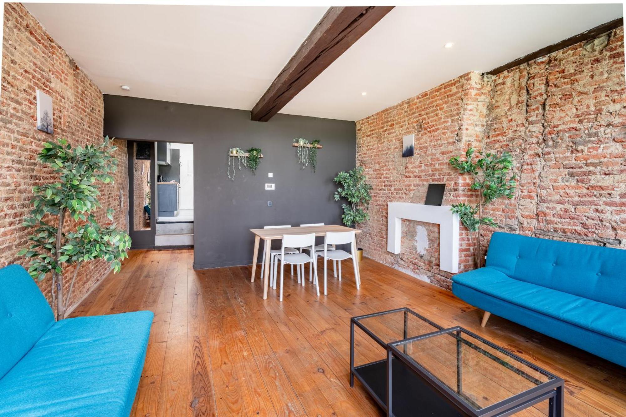 Appartement Charming Two-bedroom River Side