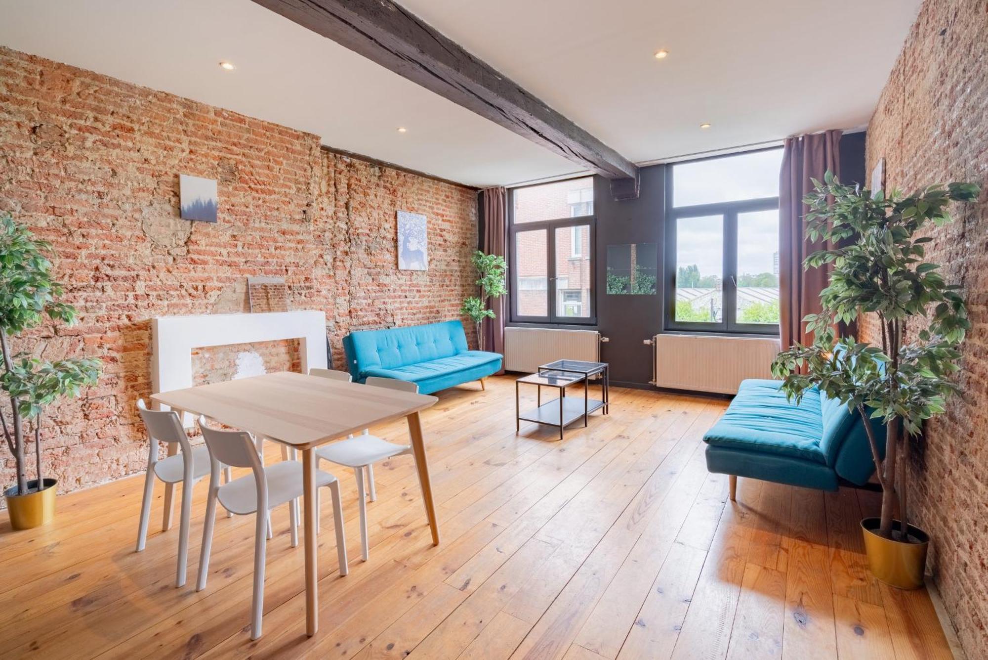 Appartement Charming Two-bedroom River Side *